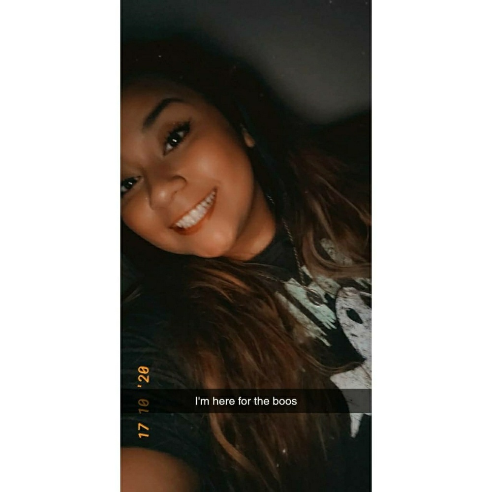 Meet your Posher, Alyson